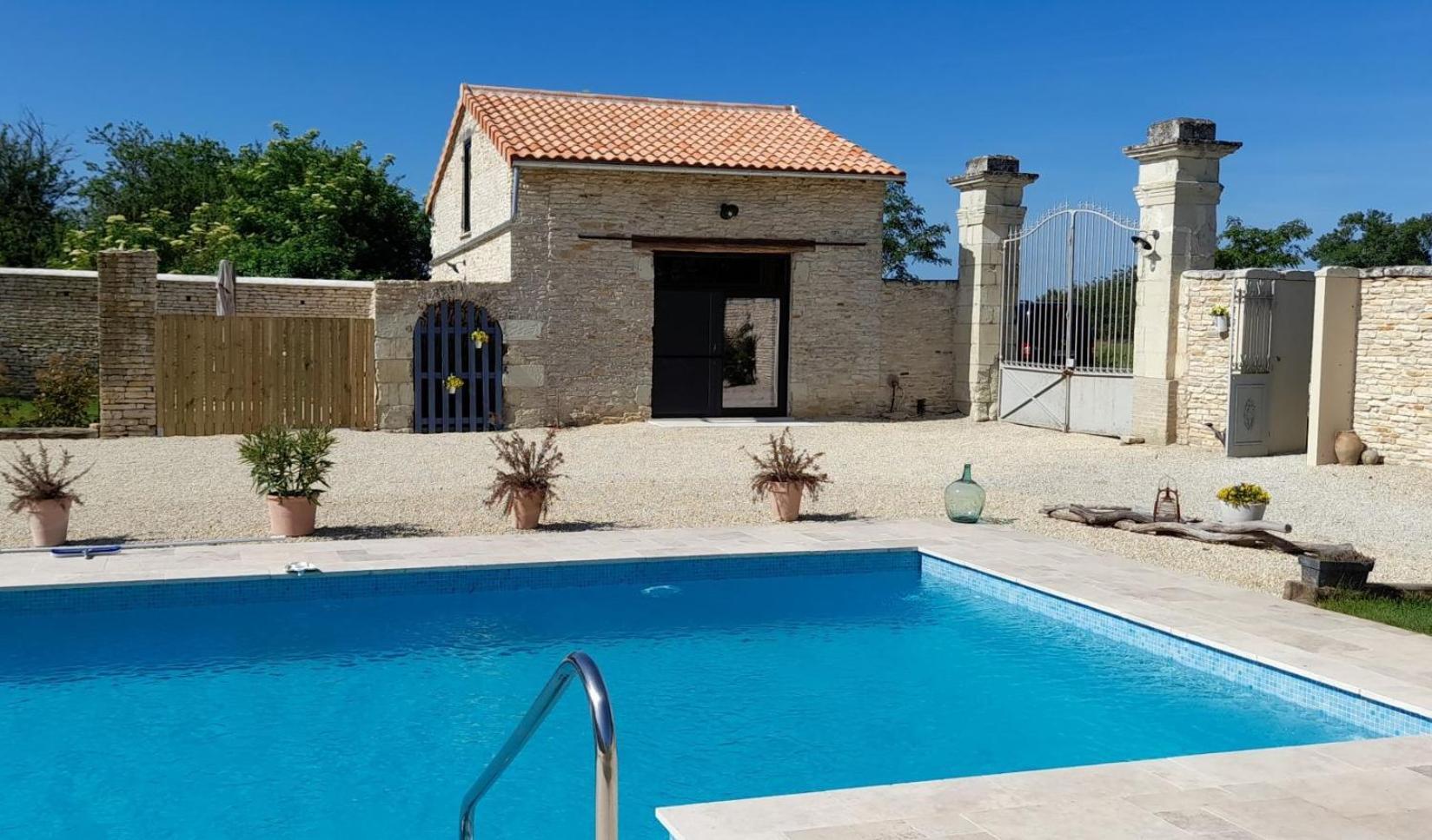 Bed and Breakfast La Galuche Angliers  Exteriér fotografie