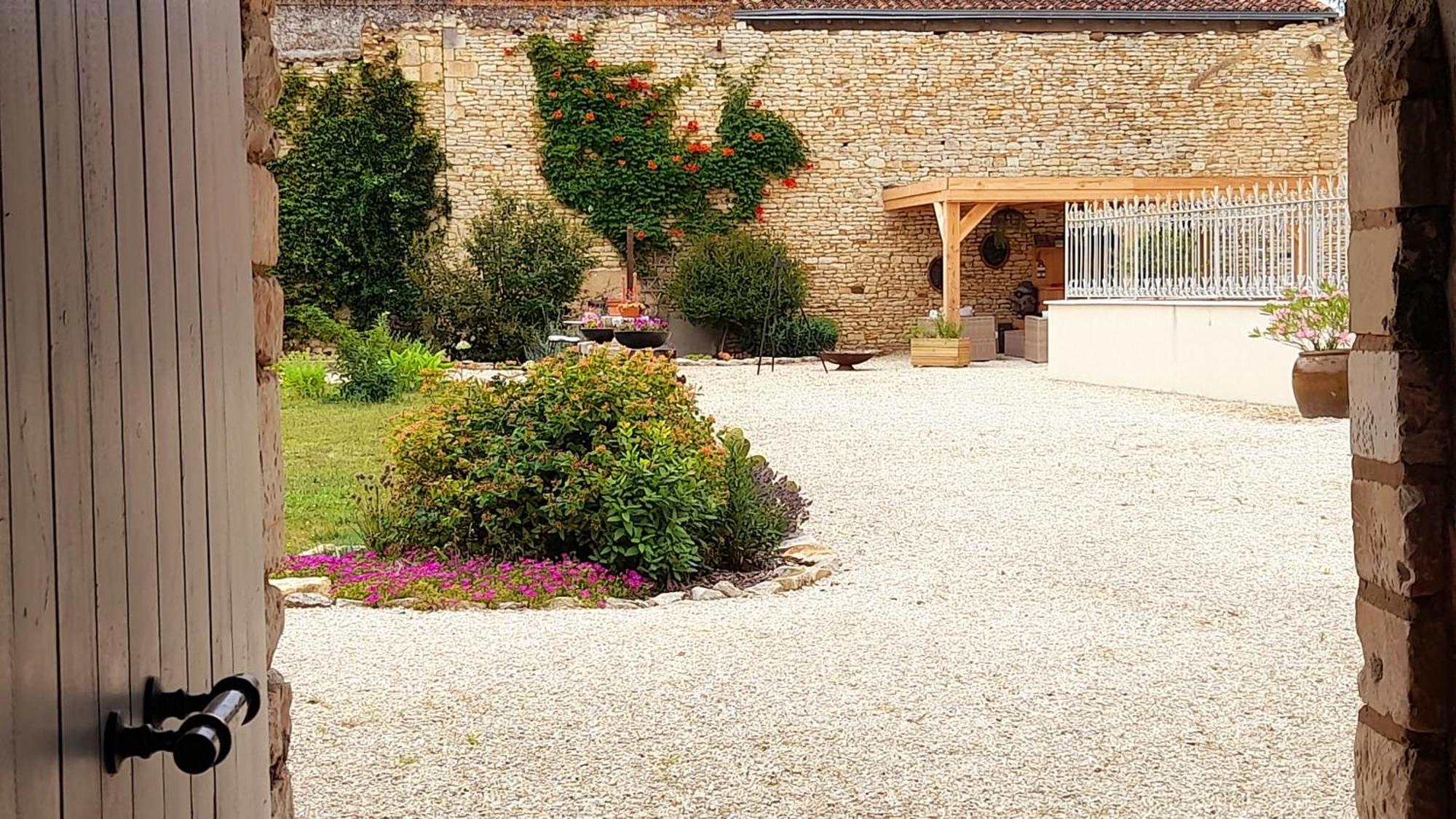 Bed and Breakfast La Galuche Angliers  Exteriér fotografie